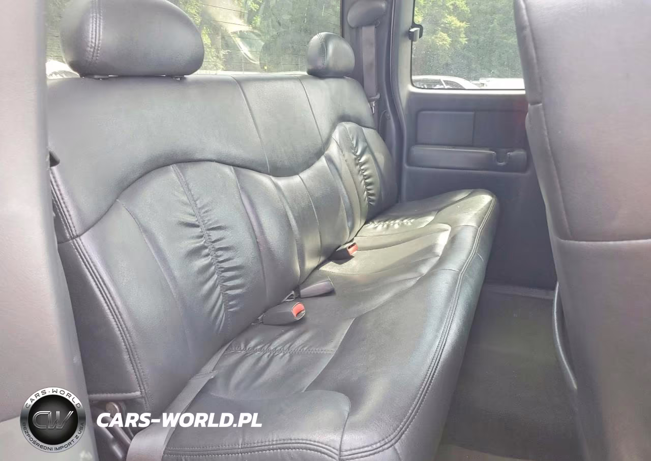 2000 Chevrolet Silverado K2500 VIN:1GCGK29U2YE304102 - 10