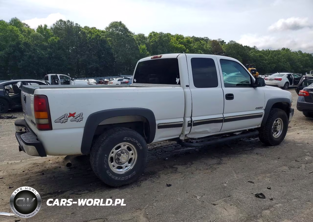 2000 Chevrolet Silverado K2500 VIN:1GCGK29U2YE304102 - 3