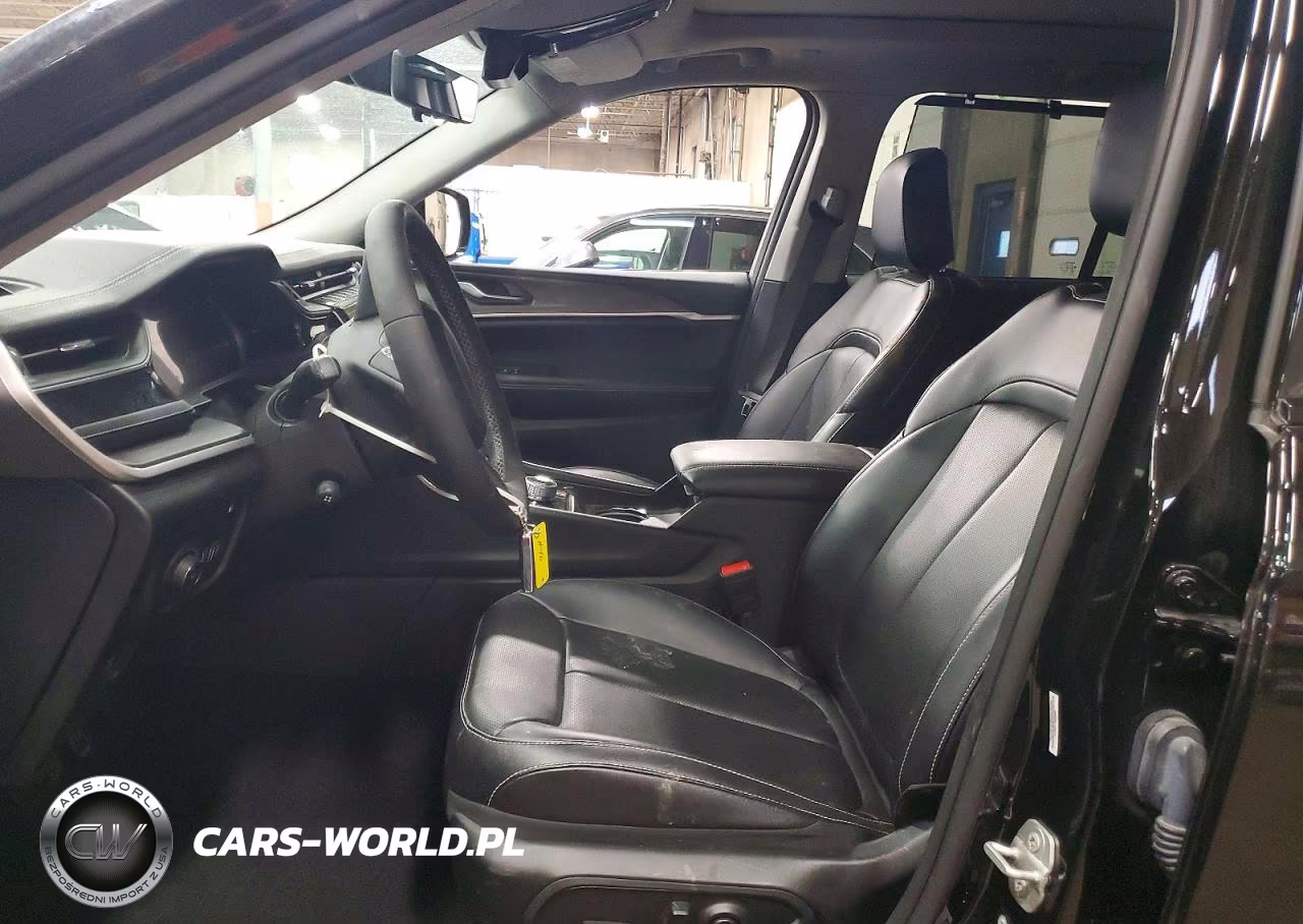 2023 Jeep Grand Cherokee Limited 4Xe VIN:1C4RJYB61P8907484 - 7