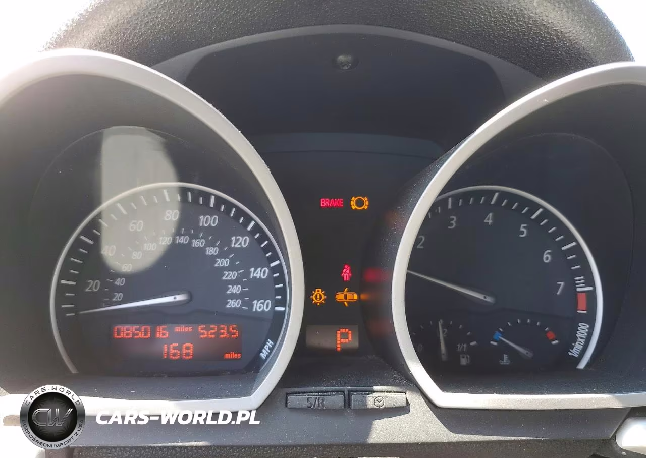 2006 BMW Z4 3.0Si VIN:4USBU53586LX00514 - 9