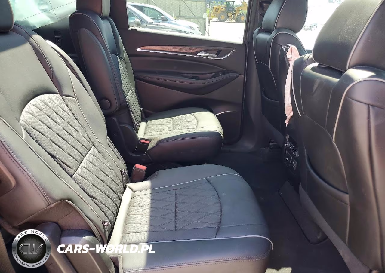 2024 Buick Enclave Avenir VIN:5GAEVCKW7RJ101054 - 11
