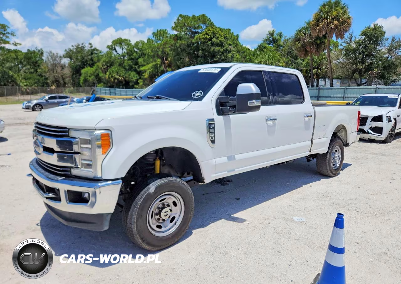 2018 Ford F250 Super Duty – zdjęcie 1 z 12