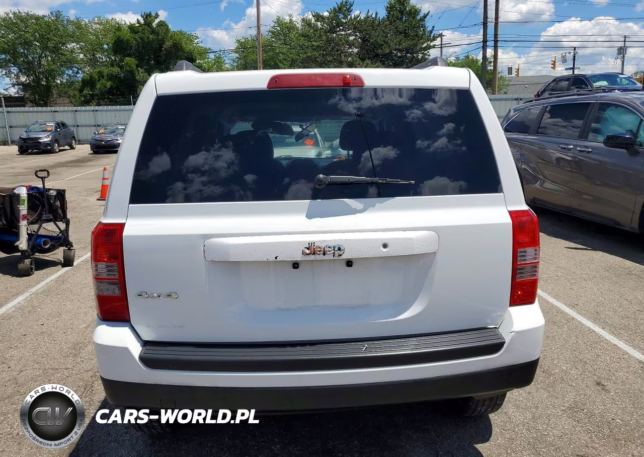2012 Jeep Patriot Sport VIN:1C4NJRBB4CD630123 - 6