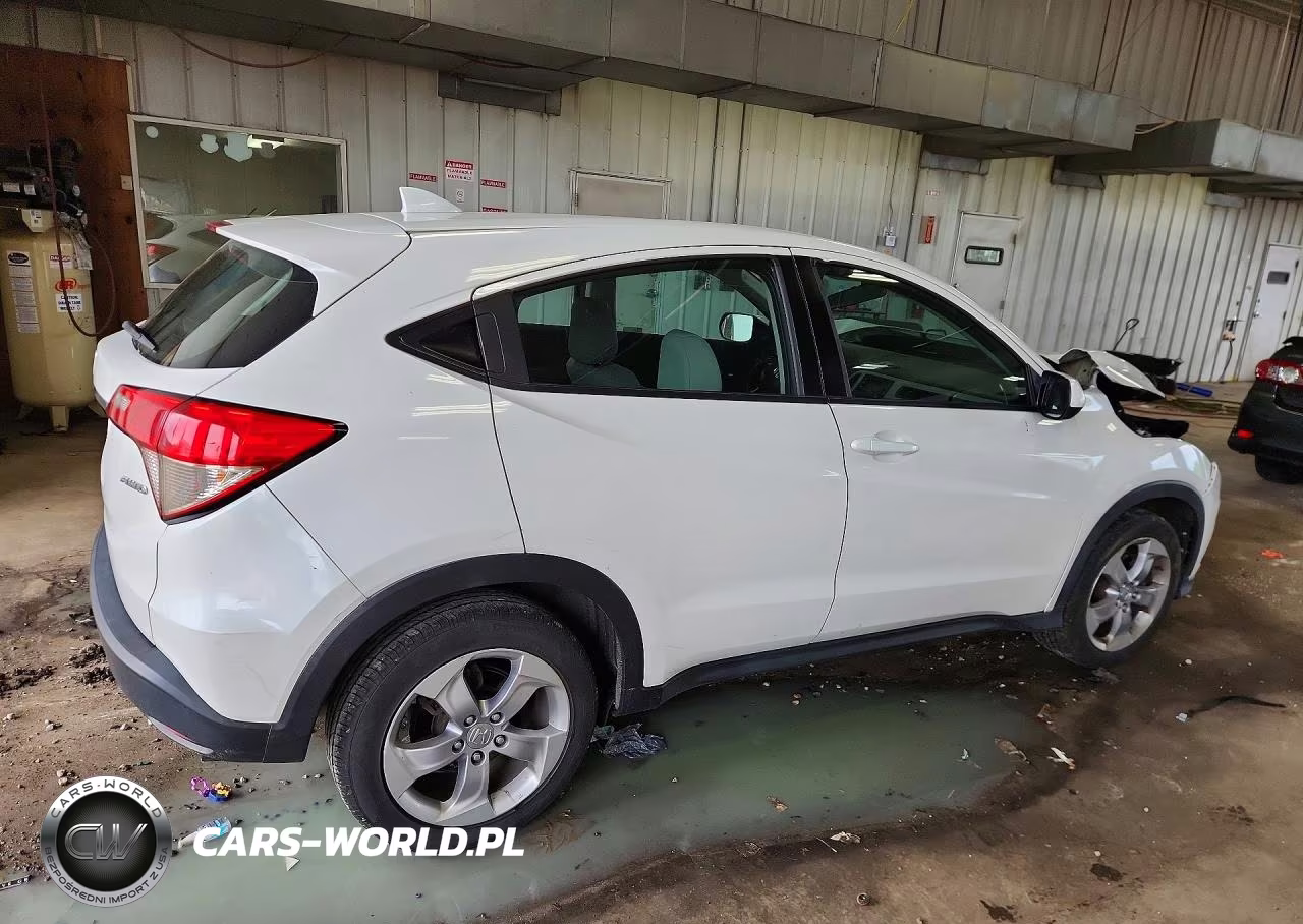 2021 Honda Hr-V Lx VIN:3CZRU6H30MM742716 - 3