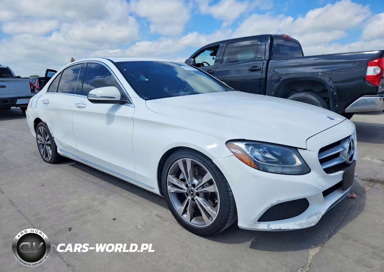 2018 Mercedes-Benz C 300 VIN:55SWF4JB7JU241796 - 4