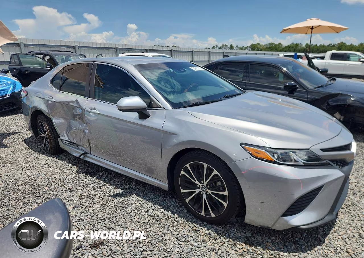 2019 Toyota Camry Se VIN:4T1B11HK2KU162379 - 4