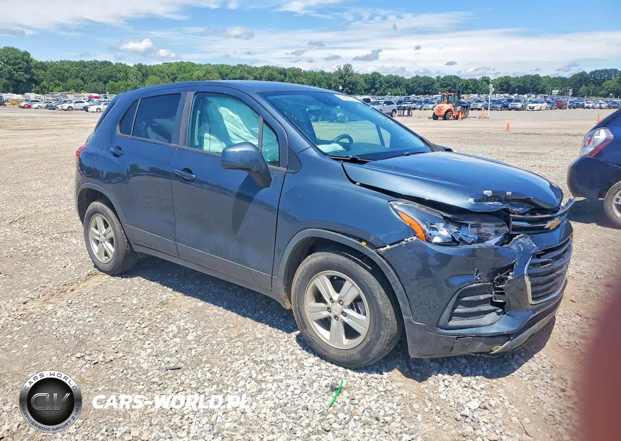 2021 Chevrolet Trax Ls VIN:KL7CJKSB3MB357684 - 4