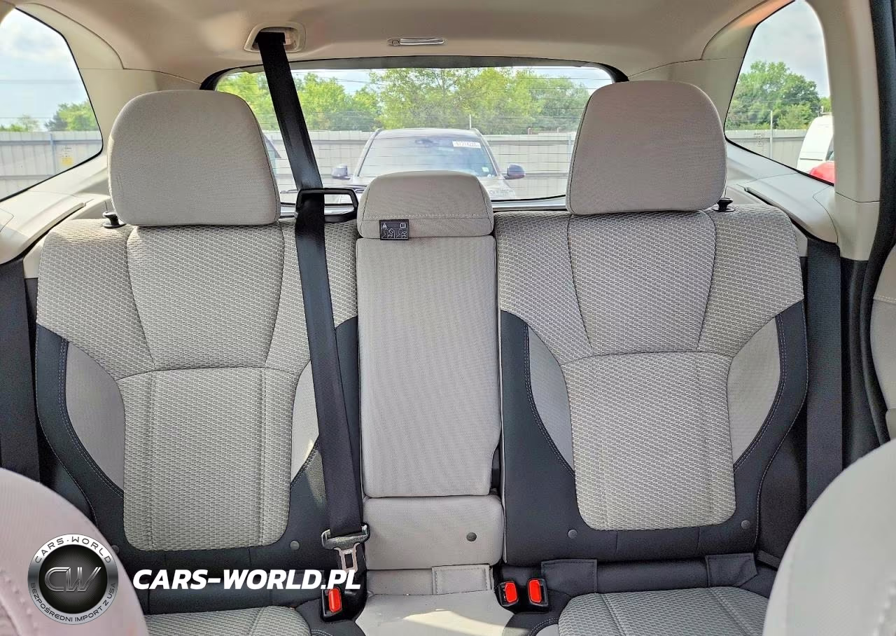 2020 Subaru Forester Premium VIN:JF2SKAJC1LH405910 - 10