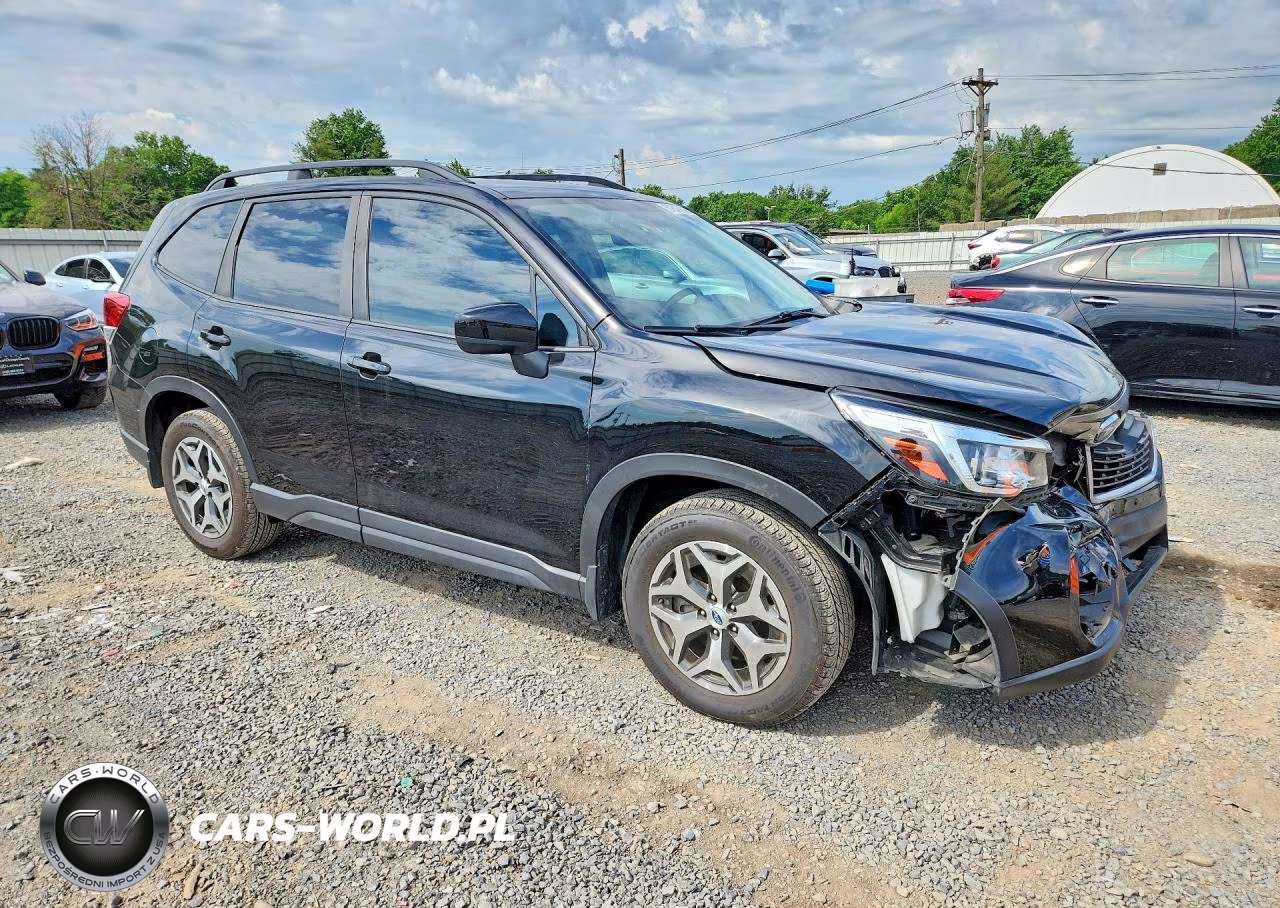 2020 Subaru Forester Premium VIN:JF2SKAJC1LH405910 - 4