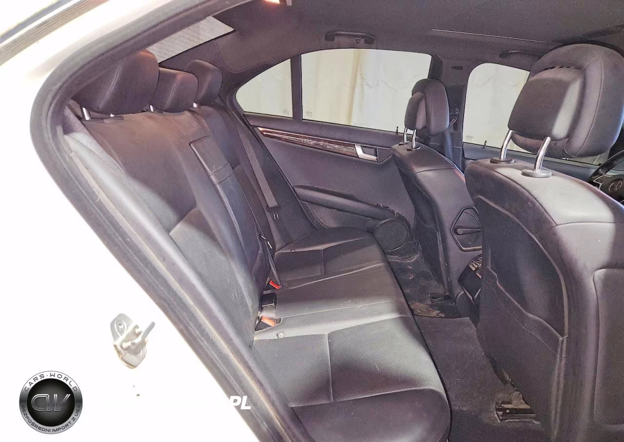 2012 Mercedes-Benz C 300 4Matic VIN:WDDGF8BB7CR201944 - 10
