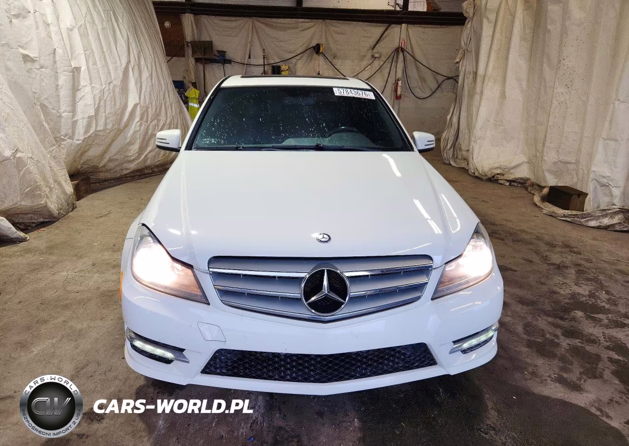 2012 Mercedes-Benz C 300 4Matic VIN:WDDGF8BB7CR201944 - 5