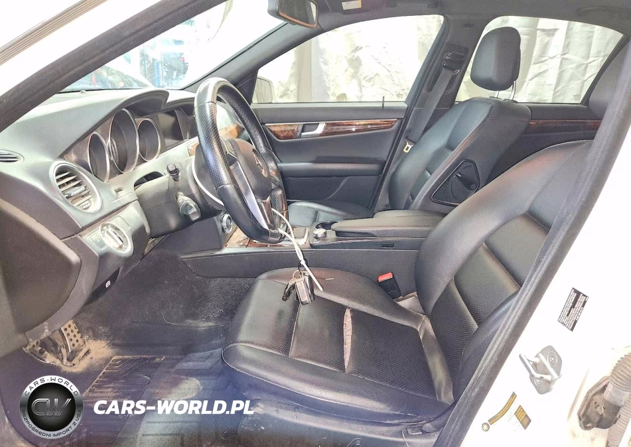 2012 Mercedes-Benz C 300 4Matic VIN:WDDGF8BB7CR201944 - 7