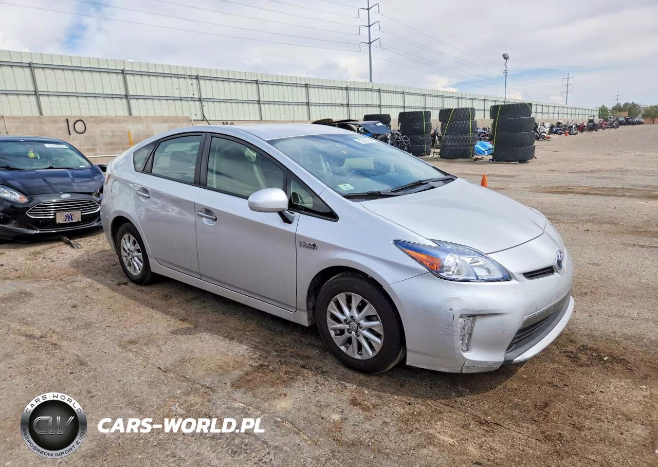 2013 Toyota Prius Plug-In Hybrid Base VIN:JTDKN3DP7D3034637 - 4