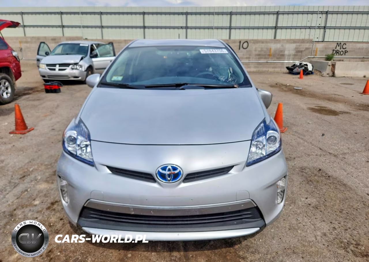 2013 Toyota Prius Plug-In Hybrid Base VIN:JTDKN3DP7D3034637 - 9