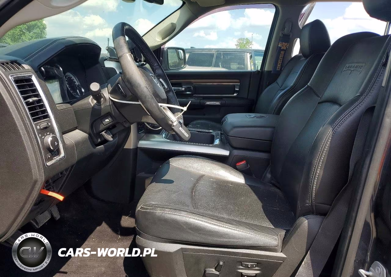 2017 Ram 1500 Laramie VIN:1C6RR7NM8HS528829 - 7