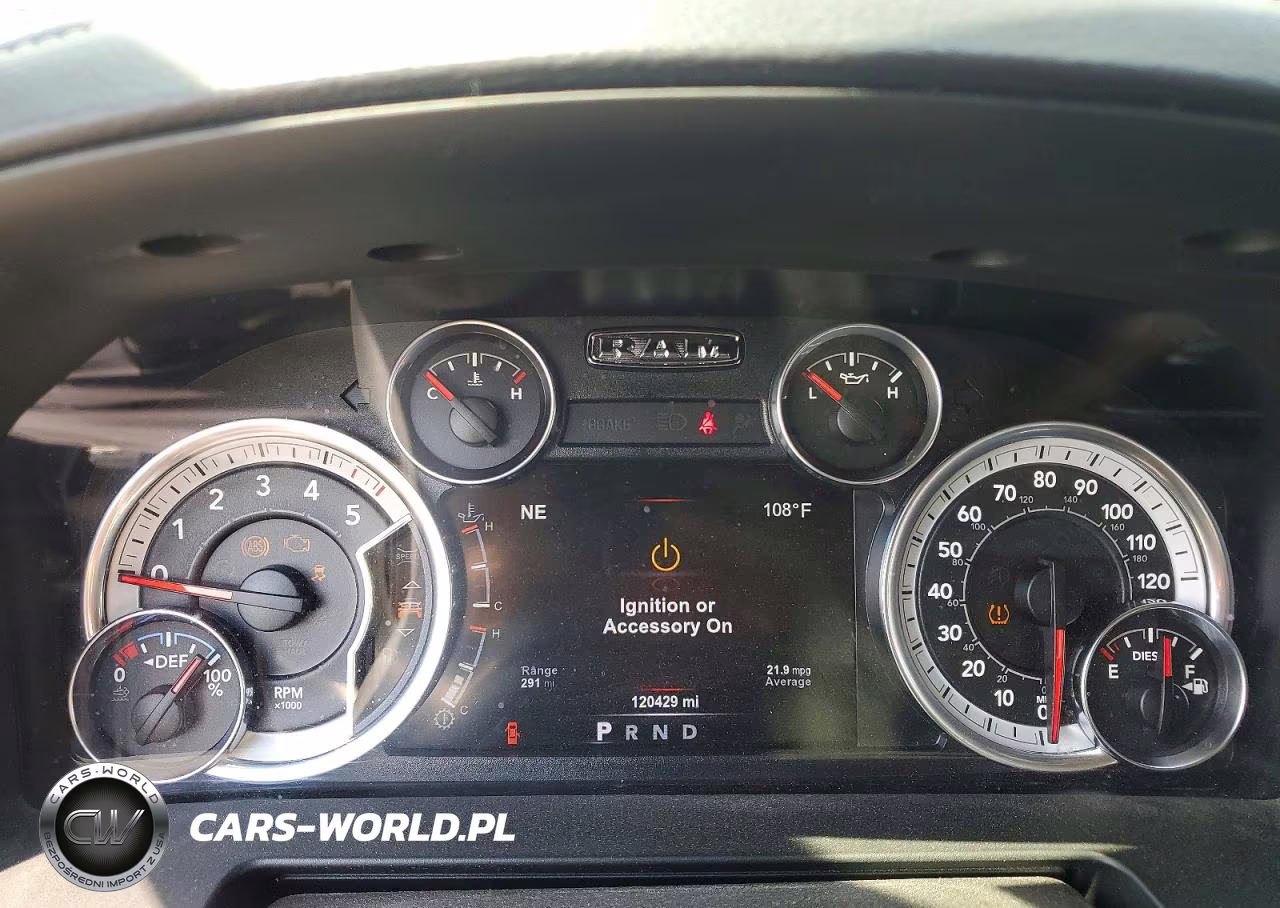 2017 Ram 1500 Laramie VIN:1C6RR7NM8HS528829 - 9