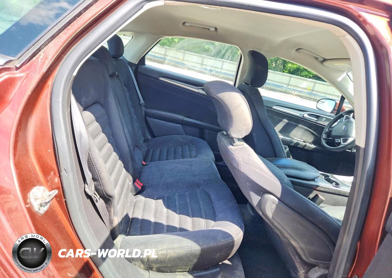 2015 Ford Fusion Se VIN:3FA6P0H72FR277724 - 10