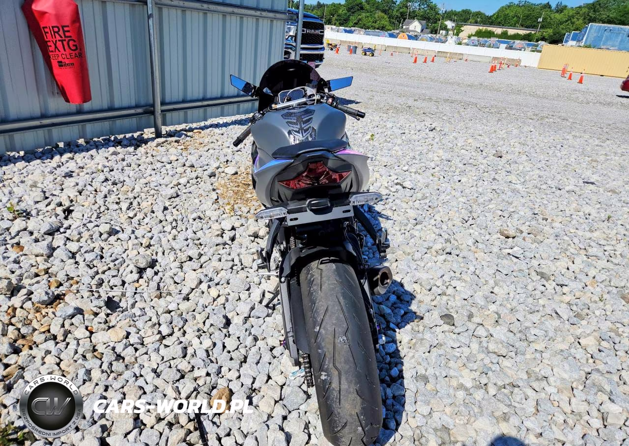 2025 Kawasaki Zx636 K VIN:JKBZXJJ10SA018632 - 4