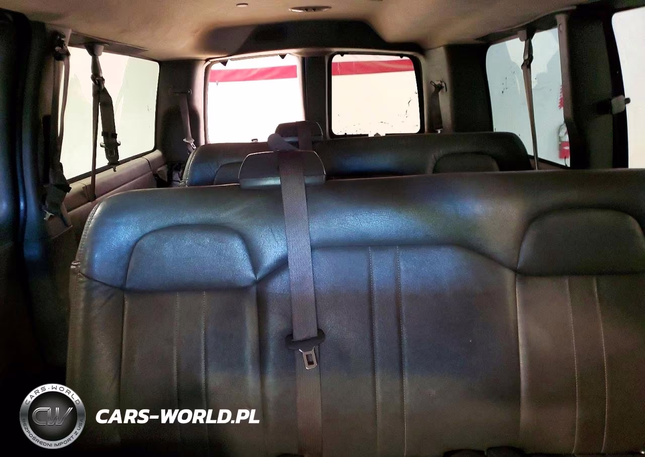 2019 Chevrolet Express G2500 Ls VIN:1GAWGEFP6K1313793 - 10