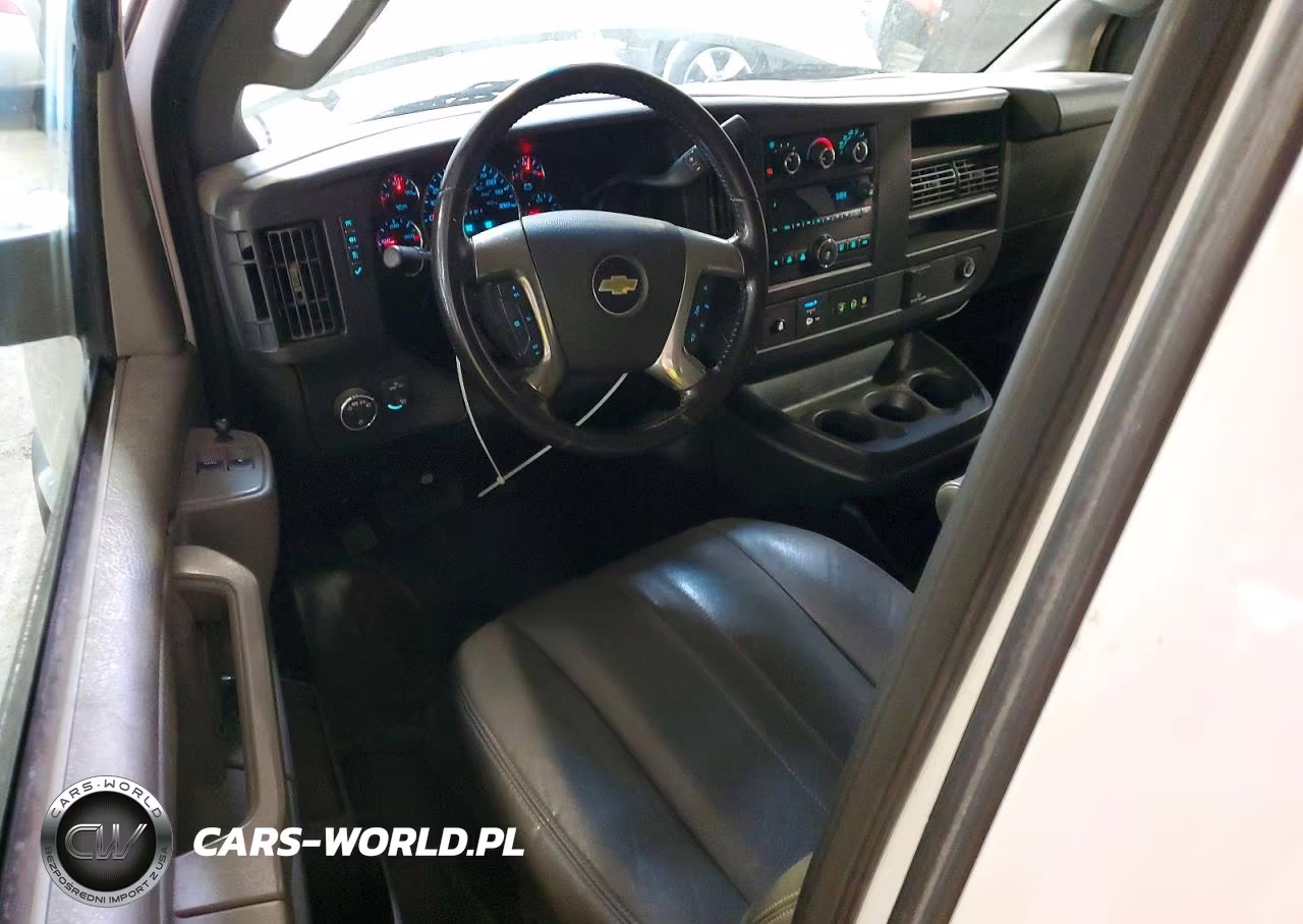 2019 Chevrolet Express G2500 Ls VIN:1GAWGEFP6K1313793 - 8