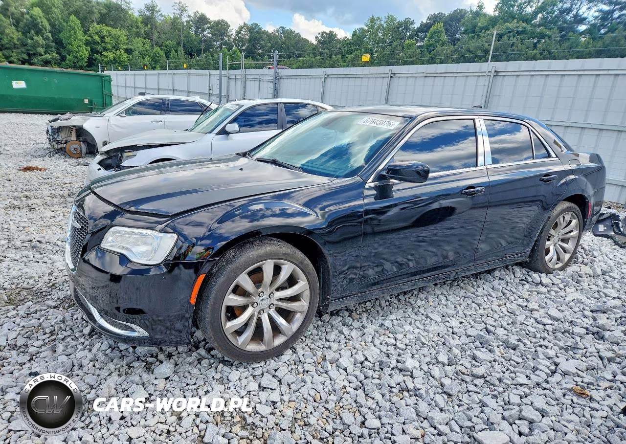 2016 Chrysler 300 Limited