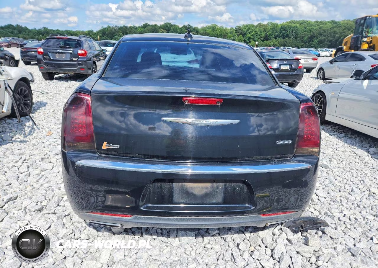 2016 Chrysler 300 Limited VIN:2C3CCAAGXGH313993 - 6