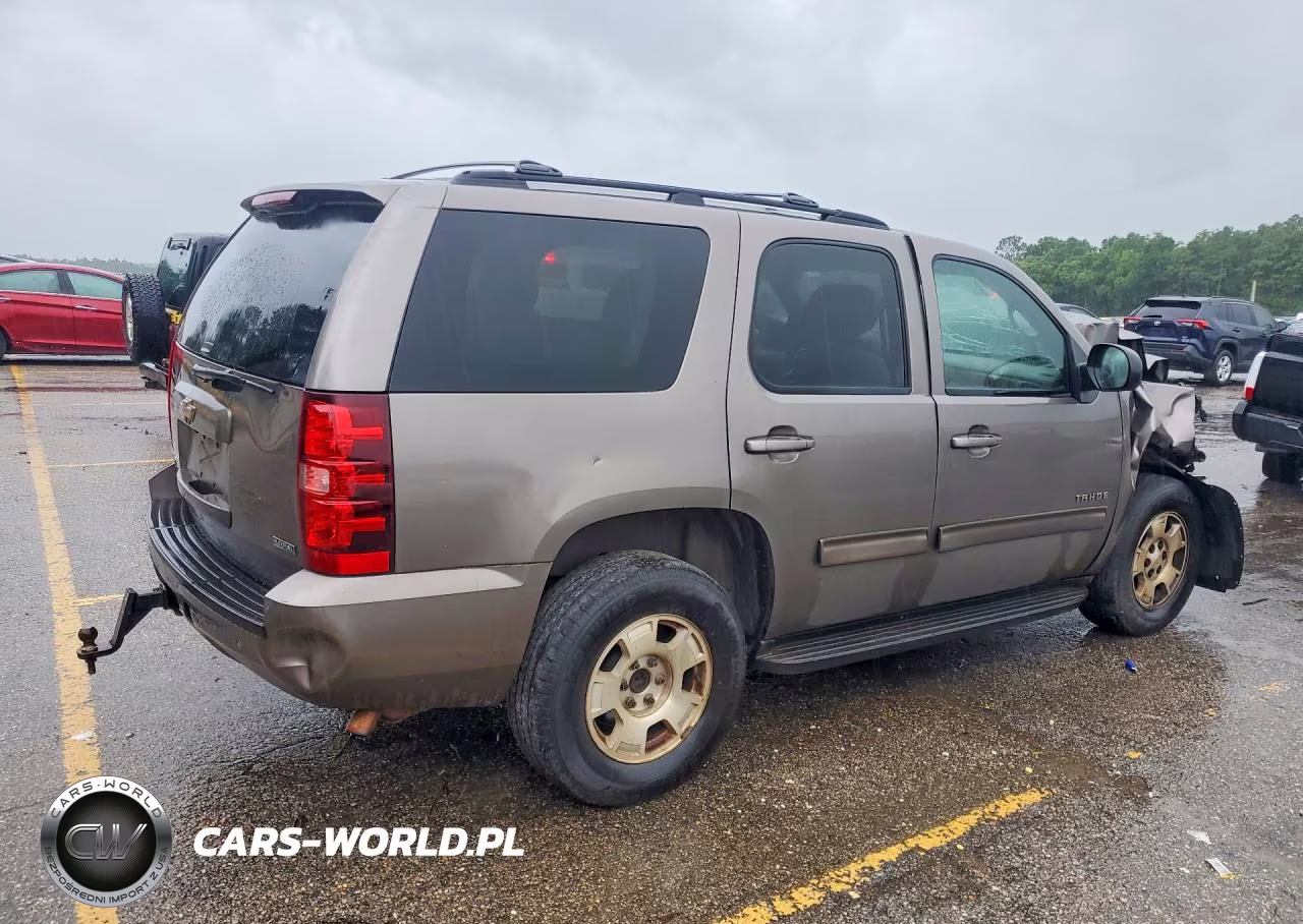 2011 Chevrolet Tahoe C1500 Ls VIN:1GNSCAE01BR152101 - 3