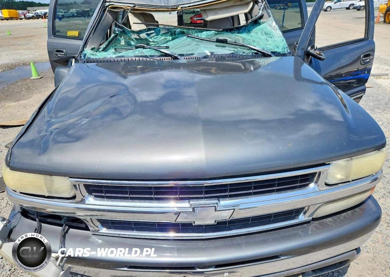 2000 Chevrolet Suburban K1500 VIN:3GNFK16T4YG116599 - 12