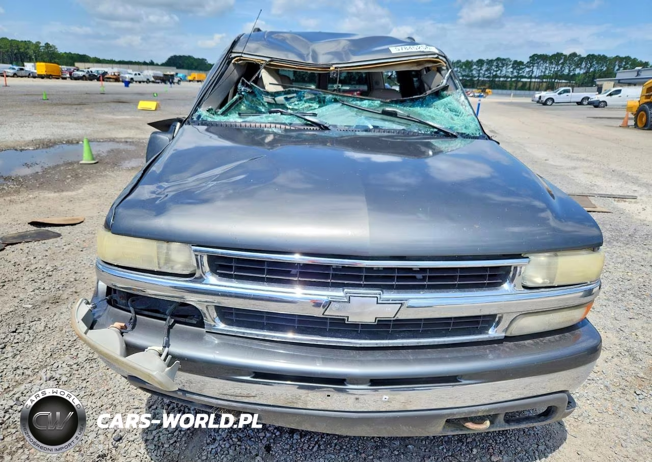 2000 Chevrolet Suburban K1500 VIN:3GNFK16T4YG116599 - 5