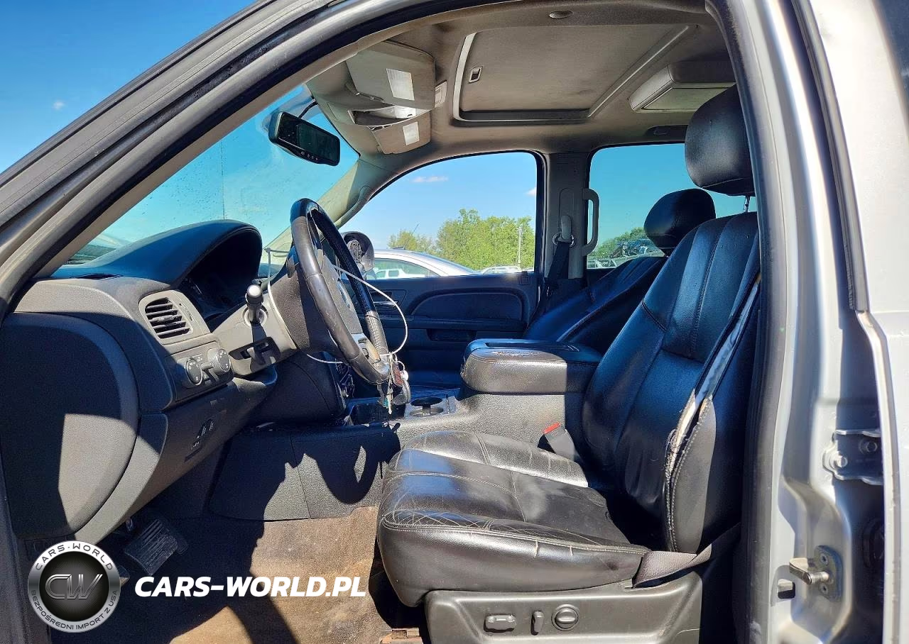 2010 Chevrolet Avalanche Lt VIN:3GNVKFE0XAG249535 - 7