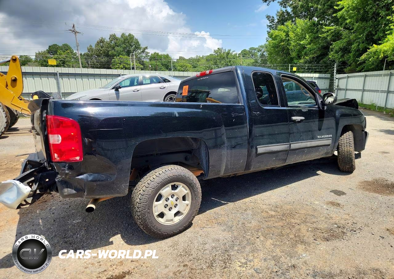 2012 Chevrolet Silverado C1500 Lt VIN:1GCRCSE02CZ281740 - 3