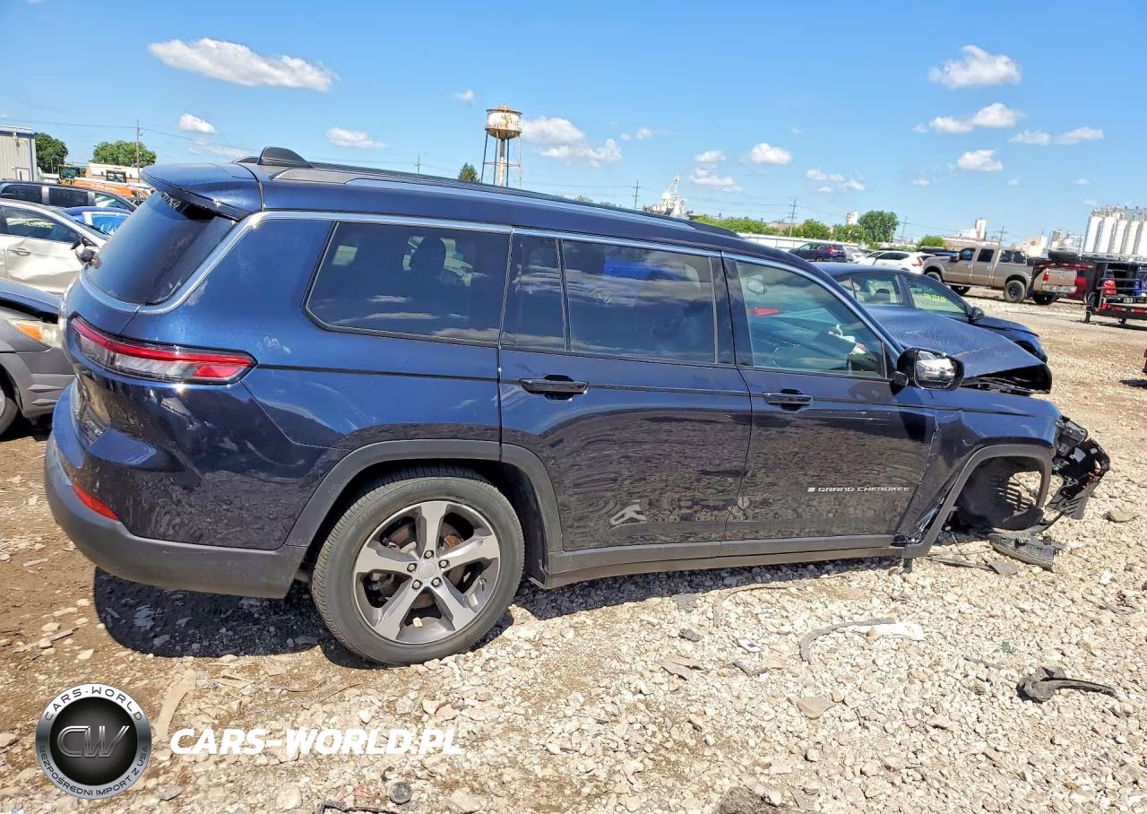 2023 Jeep Grand Cherokee L Limited VIN:1C4RJKBG2P8850587 - 3
