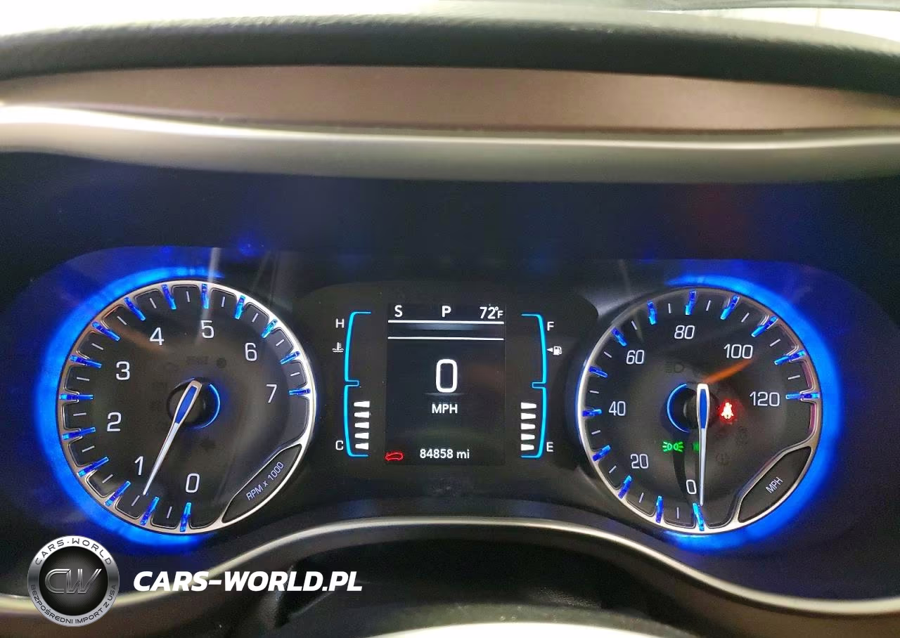 2019 Chrysler Pacifica Touring L VIN:2C4RC1BG7KR588597 - 9