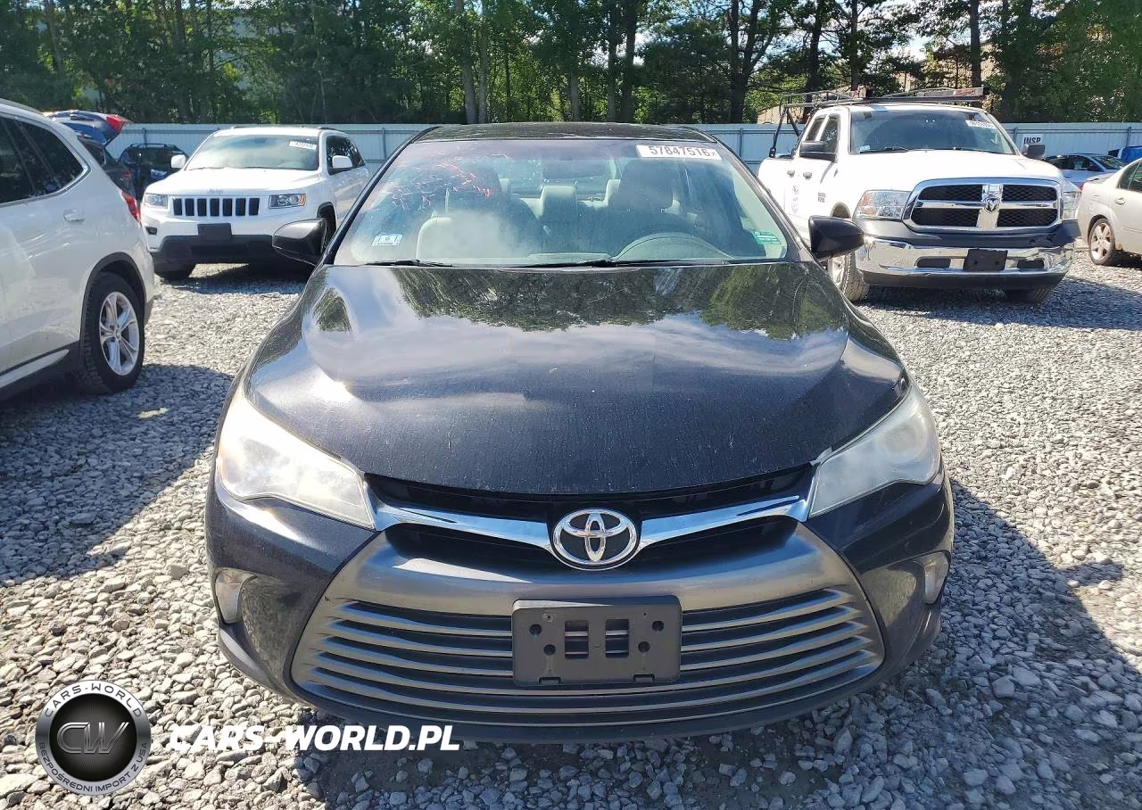 2017 Toyota Camry Le VIN:4T1BF1FK3HU810454 - 5