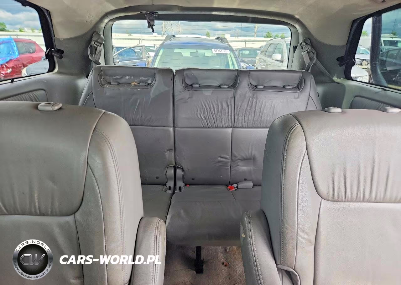 2010 Toyota Sienna Xle VIN:5TDYK4CC8AS338982 - 10