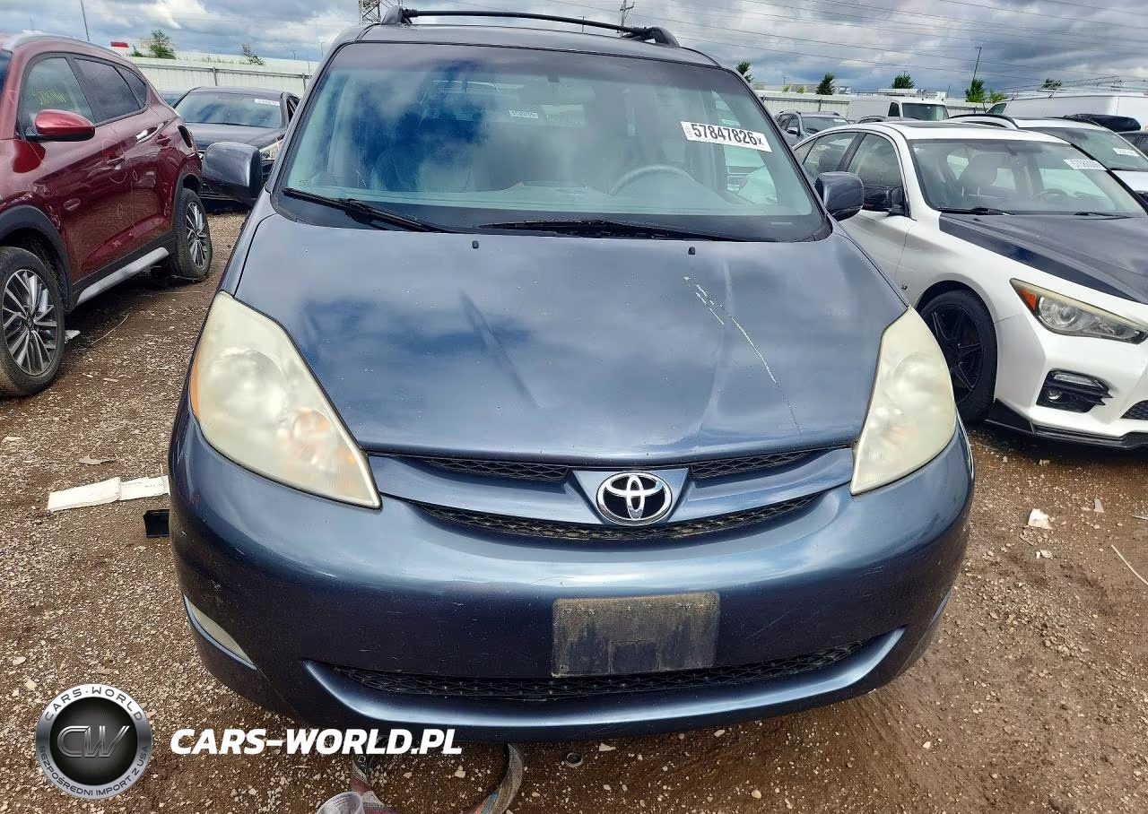 2010 Toyota Sienna Xle VIN:5TDYK4CC8AS338982 - 5