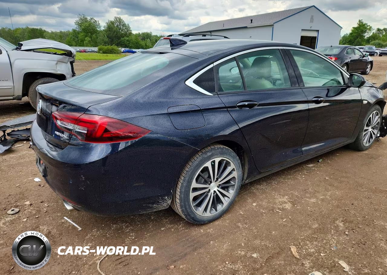 2018 Buick Regal Preferred Ii VIN:W04GM6SX1J1097280 - 3