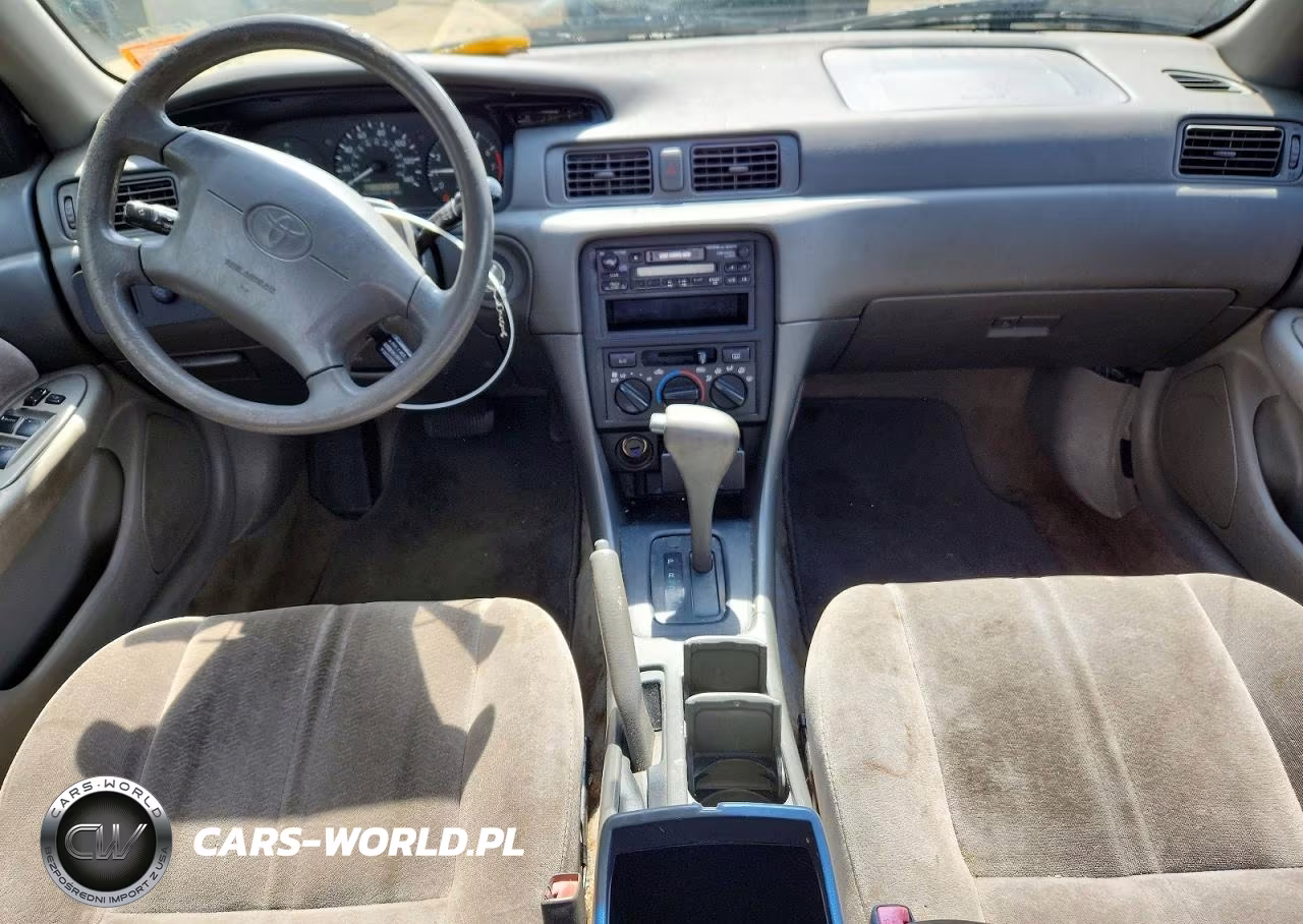 1998 Toyota Camry Le VIN:JT2BG22K5W0139508 - 8