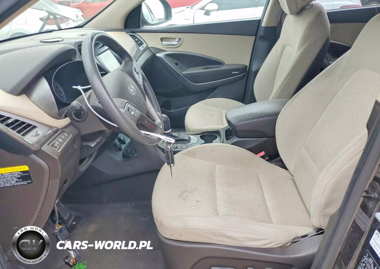2017 Hyundai Santa Fe Se VIN:KM8SMDHF5HU200174 - 7