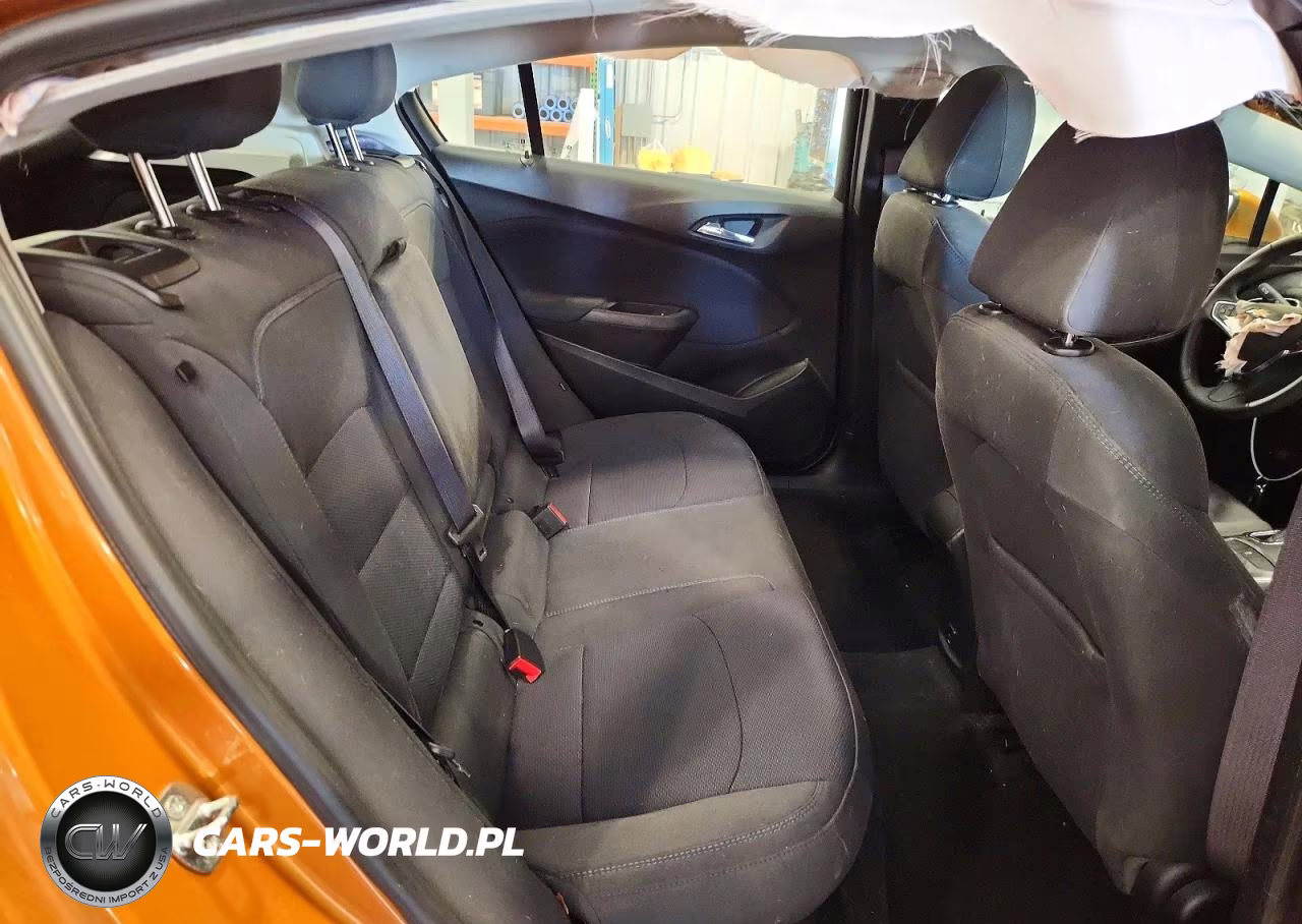 2017 Chevrolet Cruze Lt VIN:3G1BE6SMXHS579914 - 10