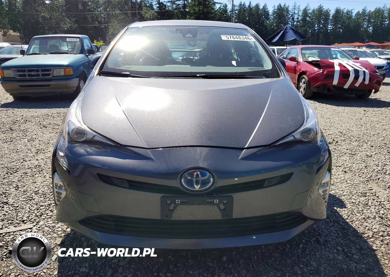 2016 Toyota Prius Four Touring VIN:JTDKARFU5G3004297 - 5