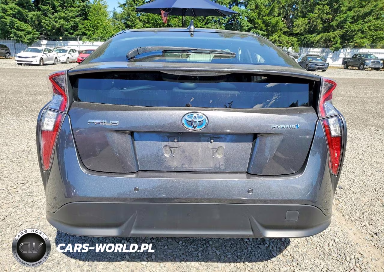 2016 Toyota Prius Four Touring VIN:JTDKARFU5G3004297 - 6