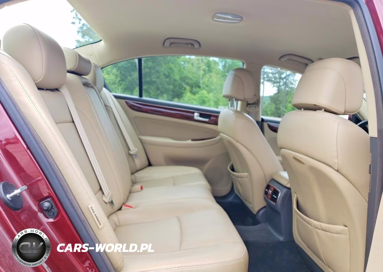 2012 Hyundai Genesis 3.8L VIN:KMHGC4DD7CU193153 - 10