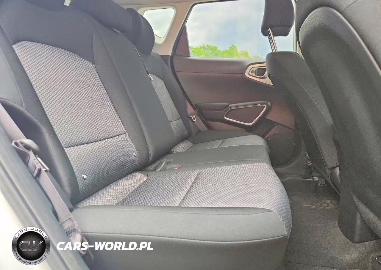 2022 Kia Soul Lx VIN:KNDJ23AU6N7152087 - 11