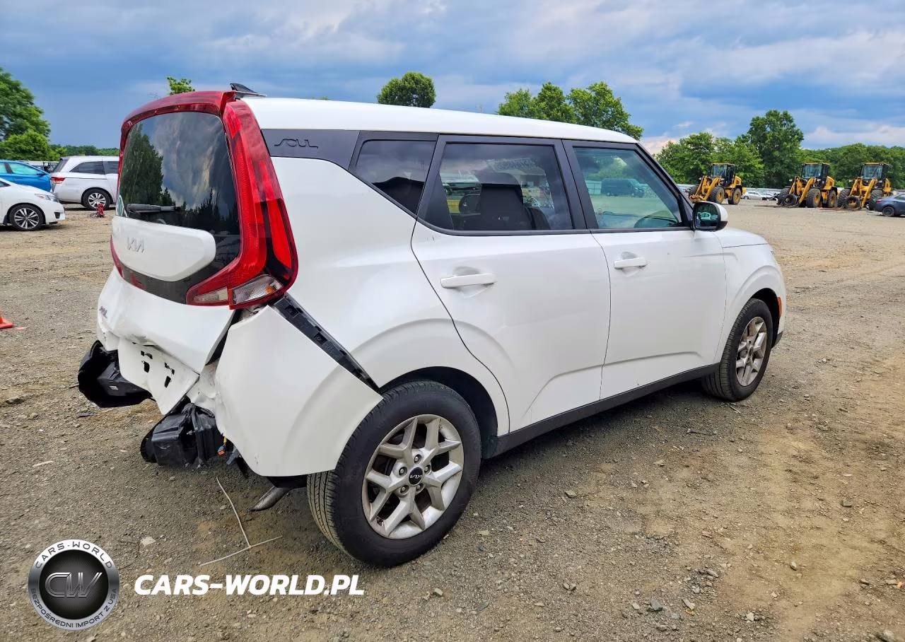 2022 Kia Soul Lx VIN:KNDJ23AU6N7152087 - 3