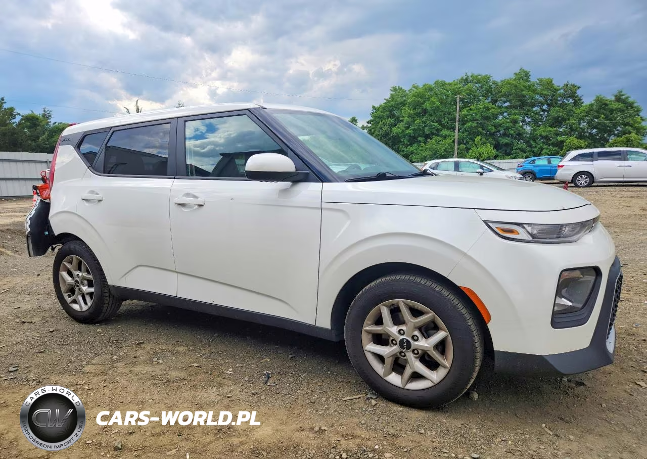 2022 Kia Soul Lx VIN:KNDJ23AU6N7152087 - 4