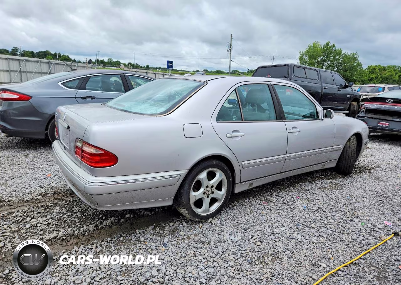 2002 Mercedes-Benz E 320 VIN:WDBJF65J22B498022 - 3