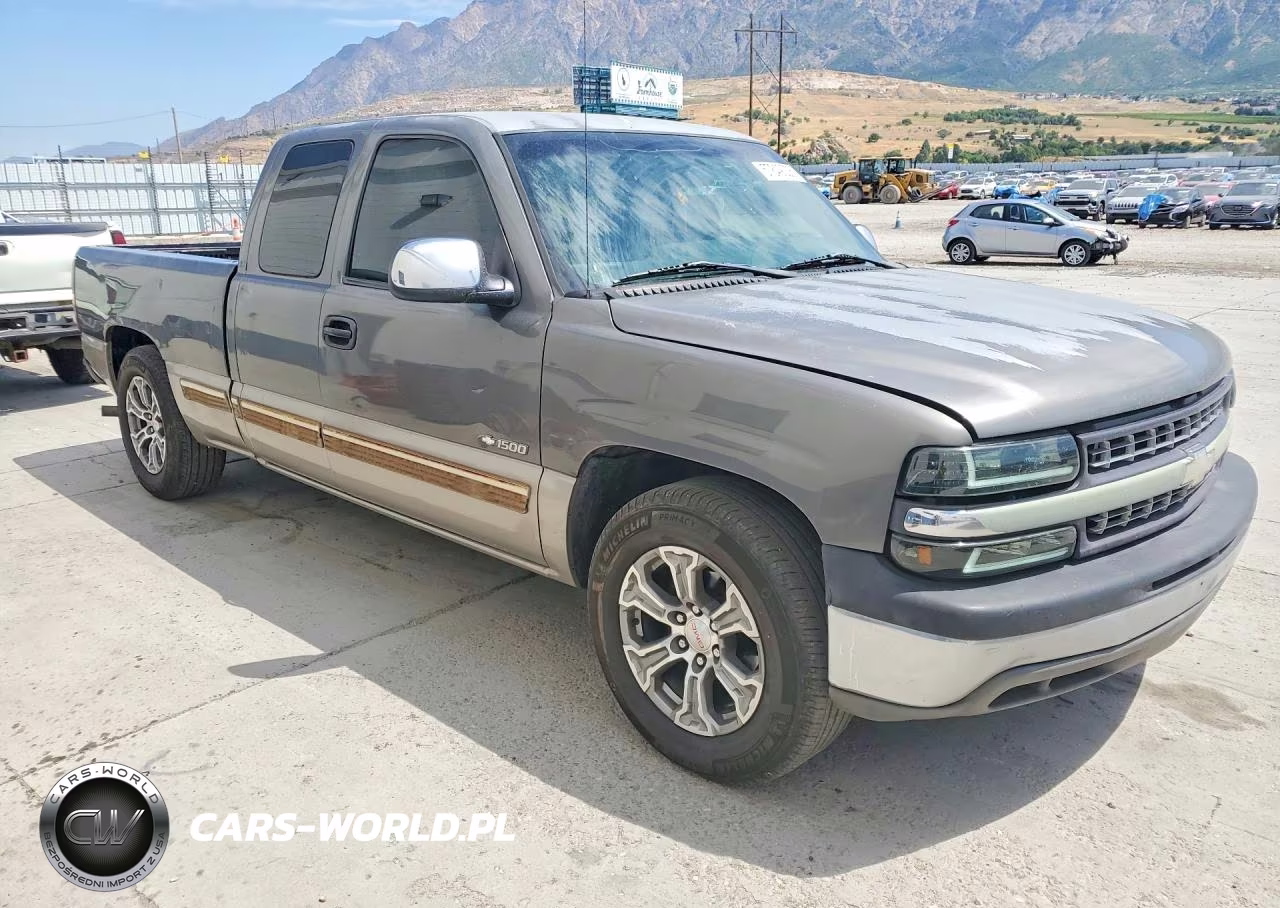 2002 Chevrolet Silverado C1500 VIN:2GCEC19V221338914 - 4