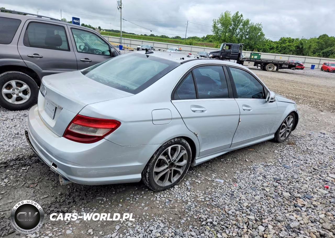 2010 Mercedes-Benz C 300 4Matic VIN:WDDGF8BB4AF409987 - 3
