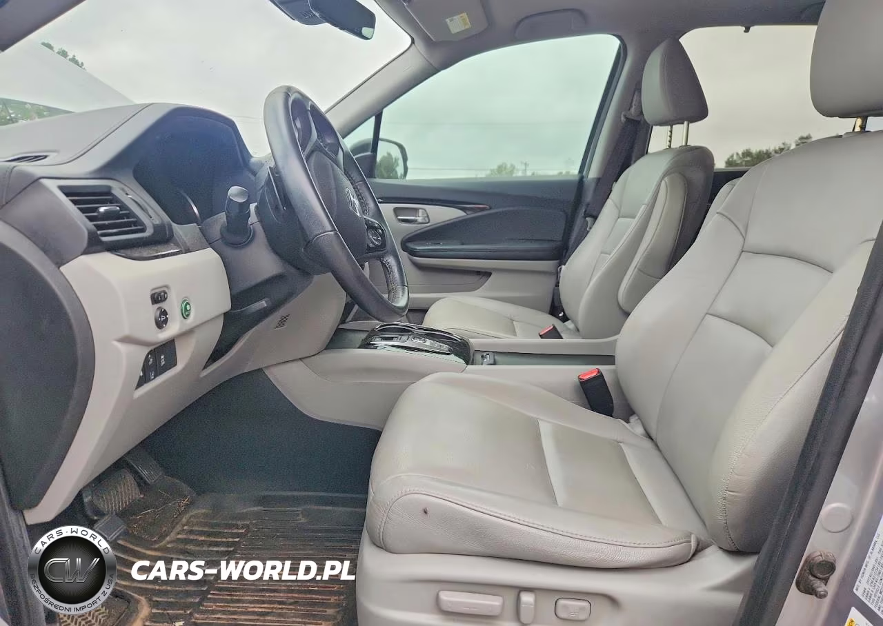 2021 Honda Pilot Touring VIN:5FNYF5H63MB017678 - 7